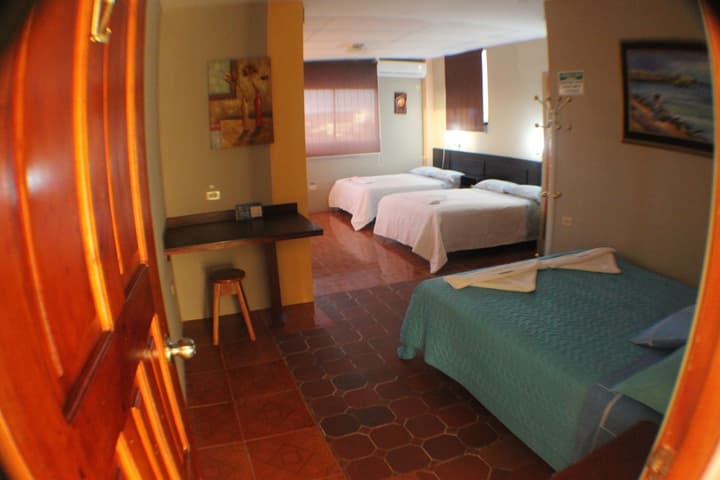Hotel Los Algarrobos
