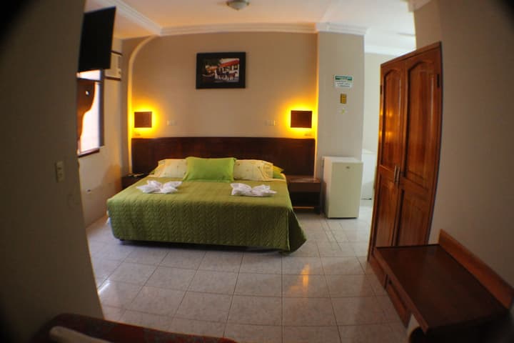 Hotel Los Algarrobos