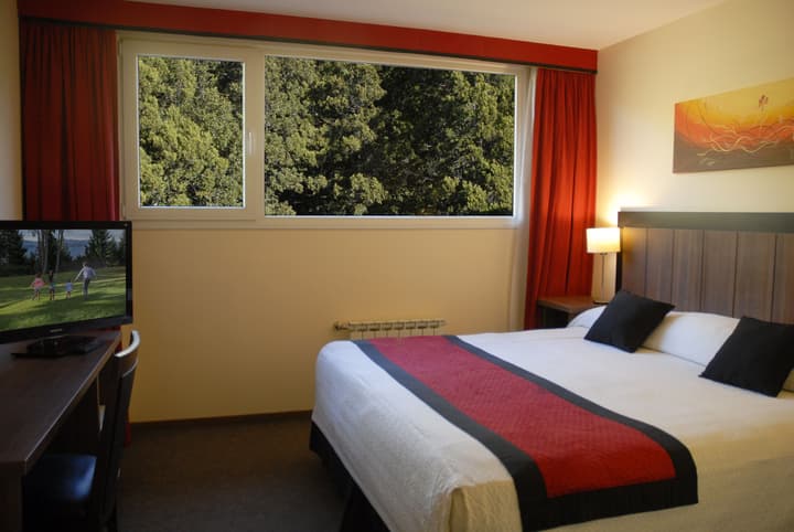 Huinid Pioneros Hotel