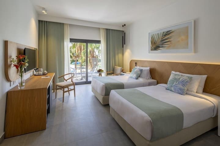 Amphoras Beach - Ultra All Inclusive