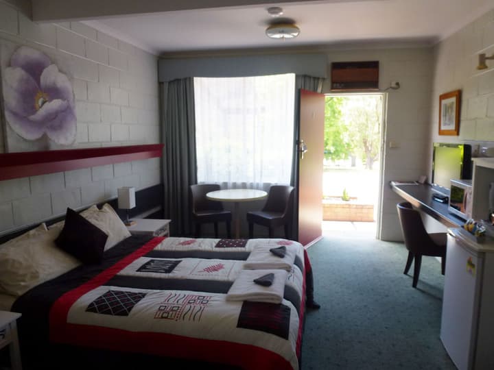 The Grampians Motel & The Views Restaurant