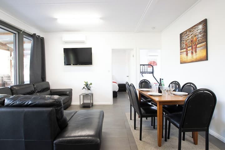 The Grampians Motel & The Views Restaurant