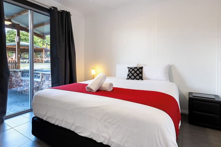 The Grampians Motel & The Views Restaurant