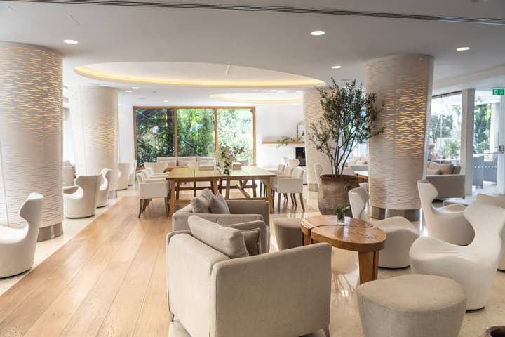 Alasia Hotel