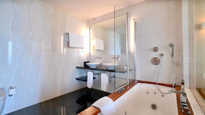 Sunrise Pearl Hotel & Spa