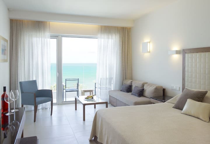 Sunrise Pearl Hotel & Spa