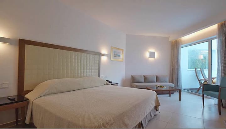Sunrise Pearl Hotel & Spa