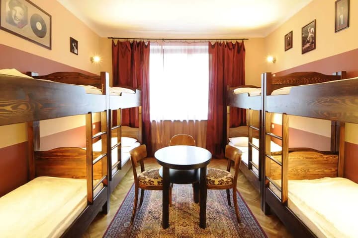 Hostel Deco