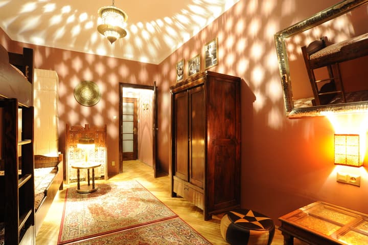 Hostel Deco