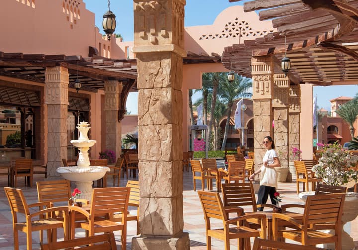 Charmillion Sea Life Resort