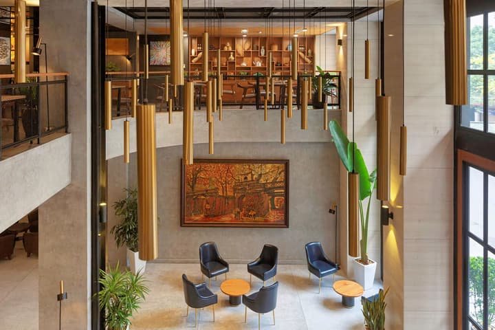 Flower Garden Hotel