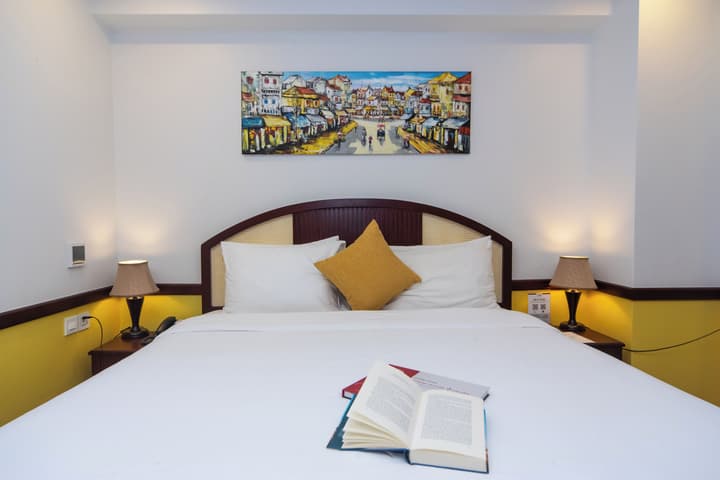 Flower Garden Hotel