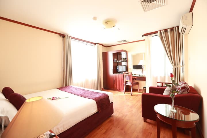 Flower Garden Hotel