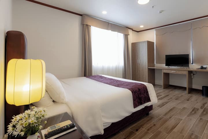 Flower Garden Hotel