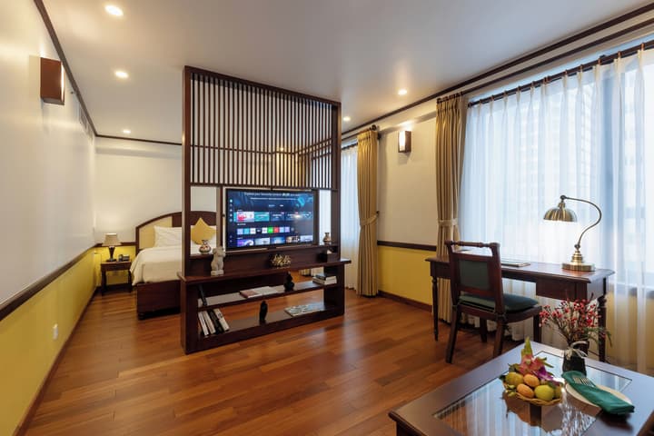 Flower Garden Hotel