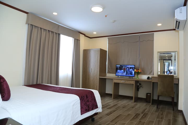 Flower Garden Hotel