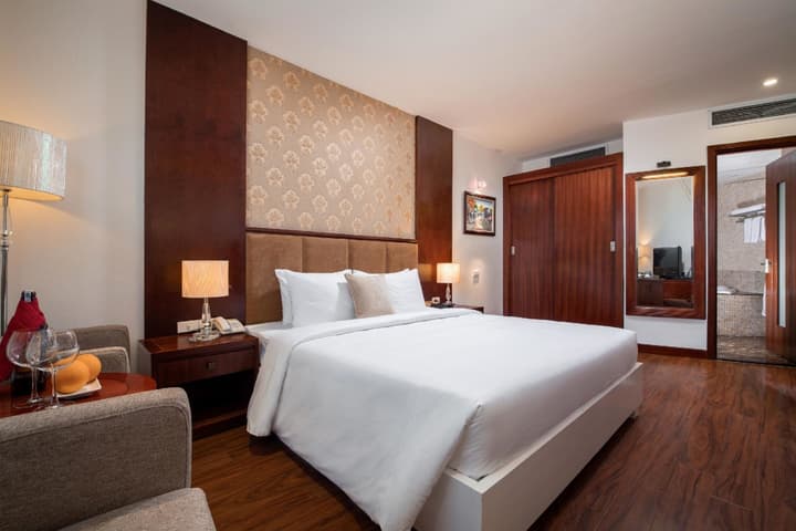 Nesta Hotel Ha Noi