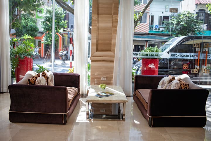 Nesta Hotel Ha Noi