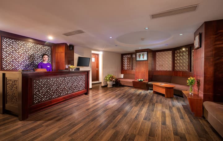 Nesta Hotel Ha Noi