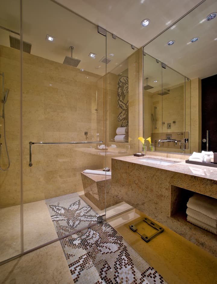EB Hotel Miami
