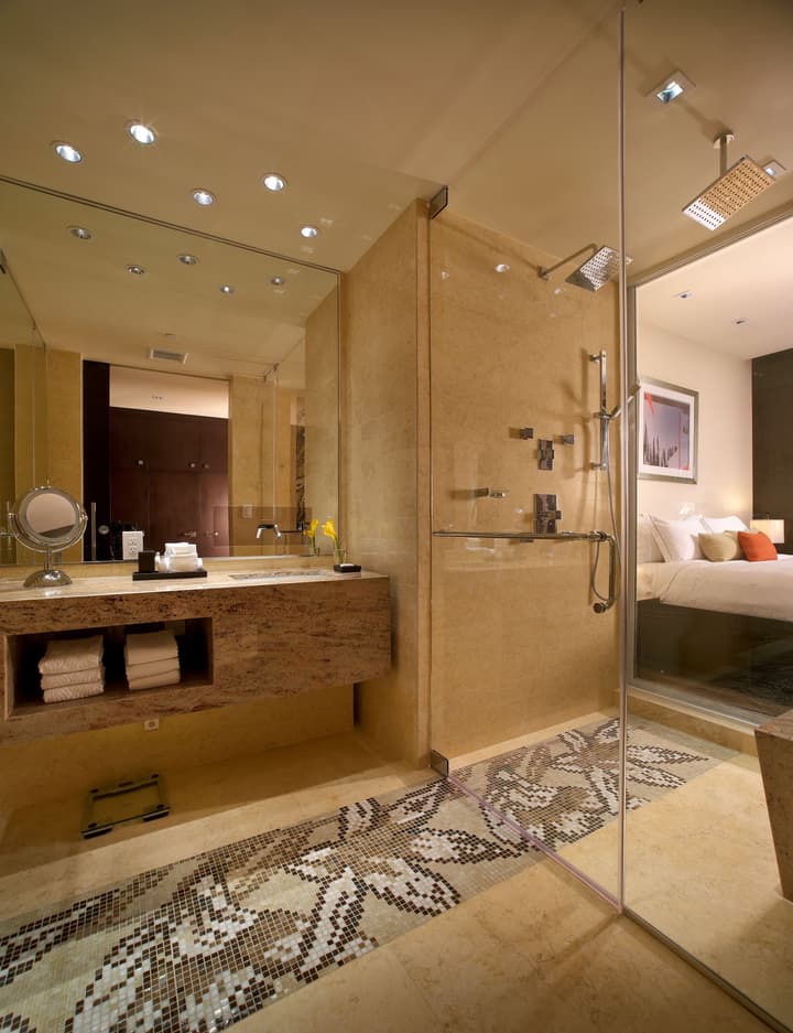 EB Hotel Miami