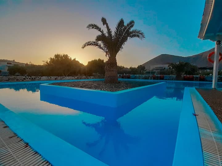Hotel Perissa