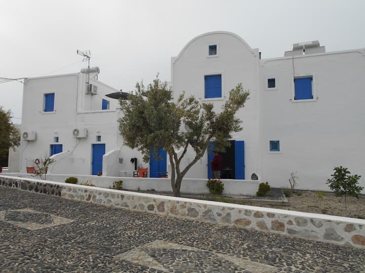 Hotel Perissa