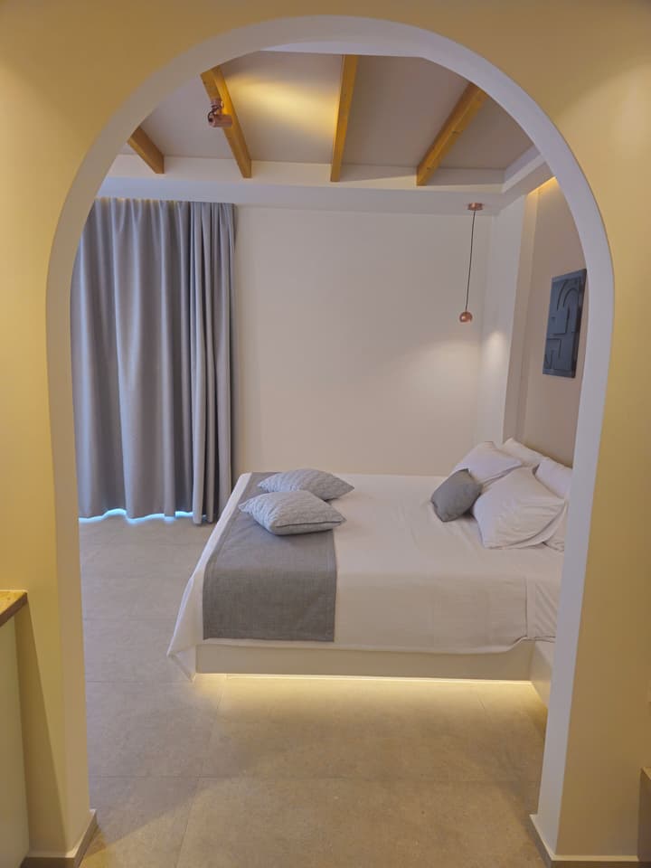 Moonlight Apartments & Suites