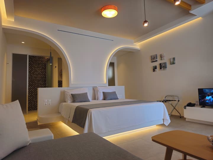 Moonlight Apartments & Suites