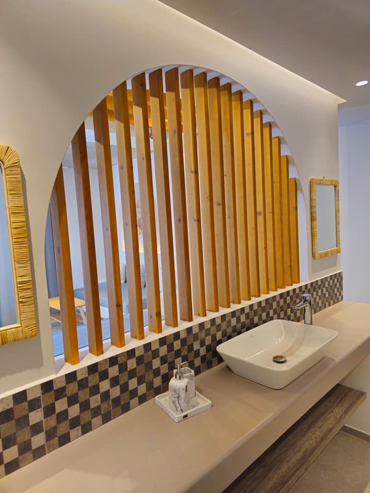 Moonlight Apartments & Suites