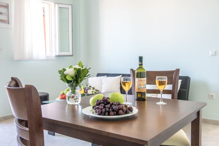 Moonlight Apartments & Suites