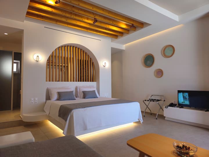 Moonlight Apartments & Suites