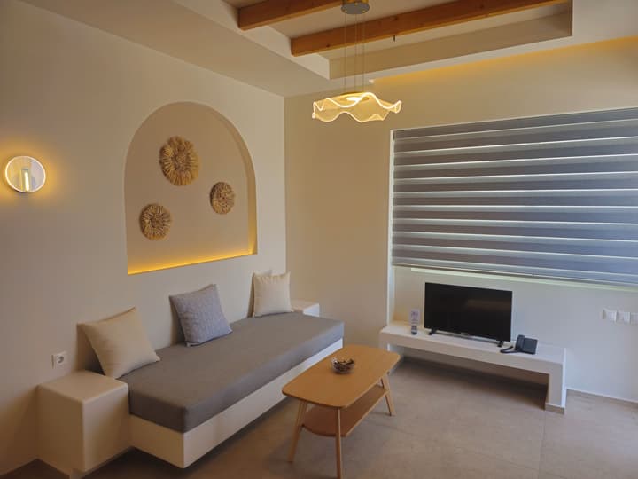 Moonlight Apartments & Suites