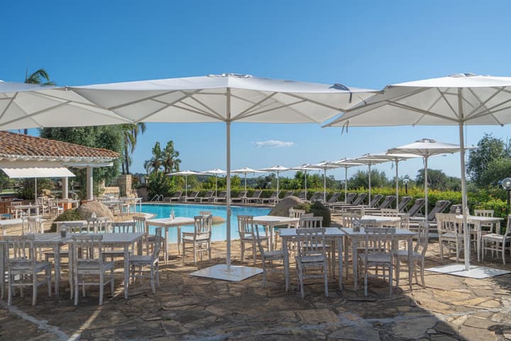 Felix Hotels - Galanias Hotel & Retreat