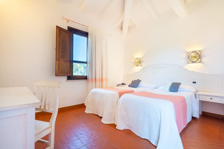 Felix Hotels - Galanias Hotel & Retreat