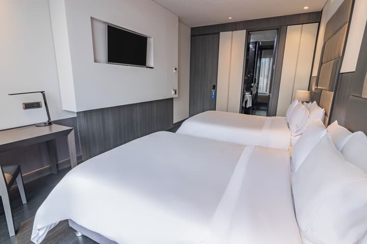 GHL BIOXURY HOTEL