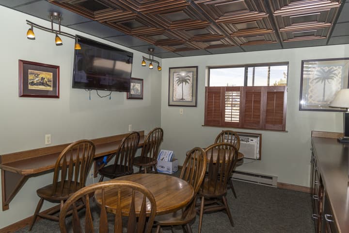 Rocker Inn