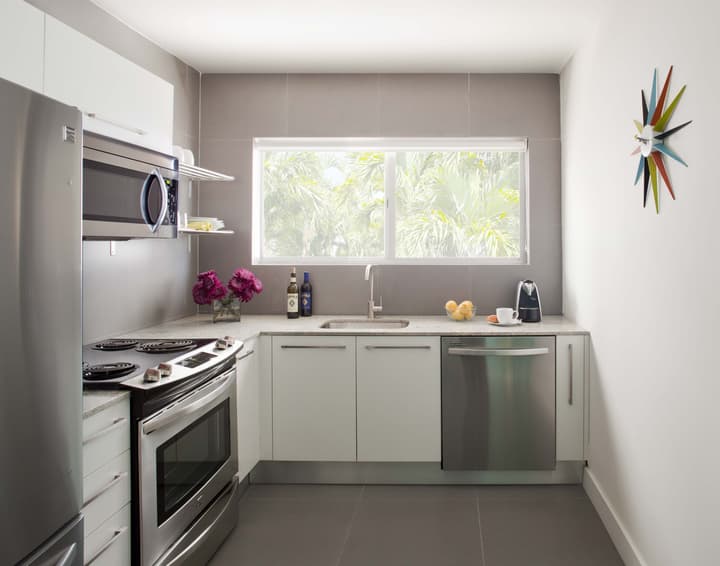 1818 Meridian House Apartments and Suites by Eskape Collection