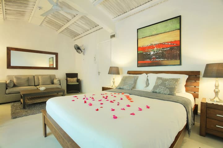 Esprit Libre Restaurant and Guest House
