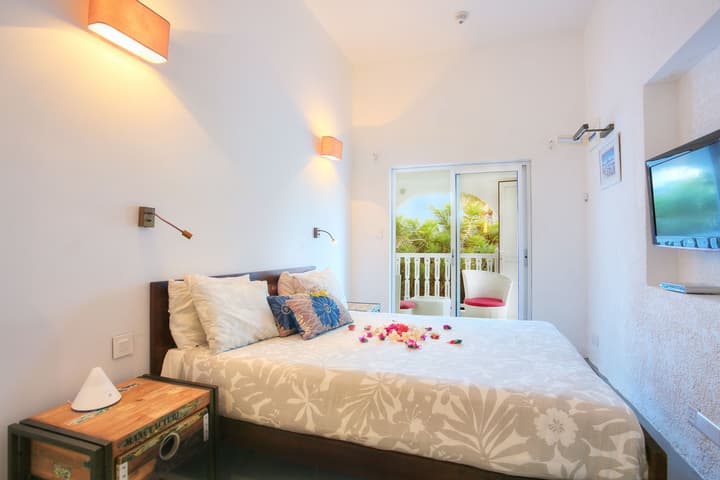 Esprit Libre Restaurant and Guest House
