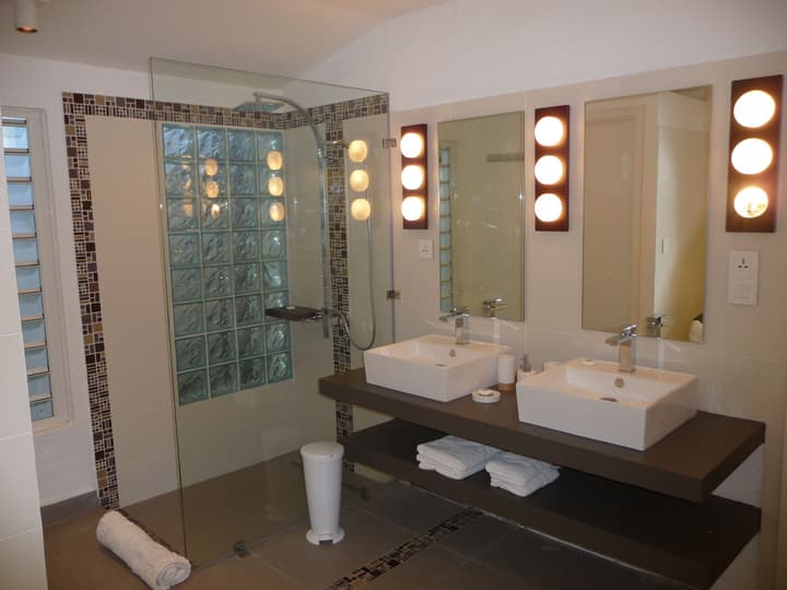 Esprit Libre Restaurant and Guest House