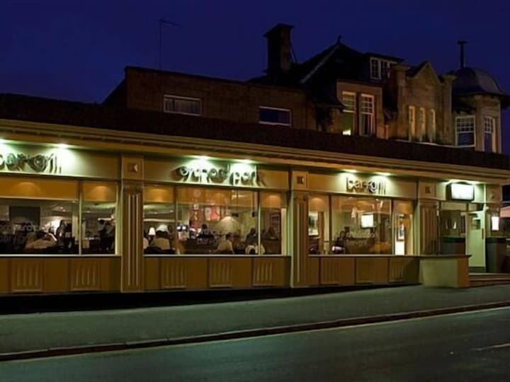 The Orchard Park Hotel
