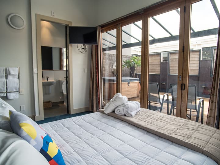 U Boutique Hotel, SureStay Collection by BW