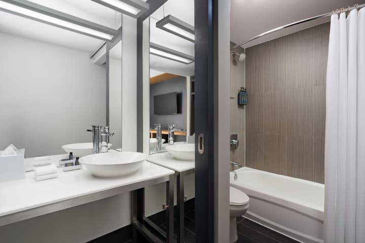 Aloft by Marriott Miami - Brickell