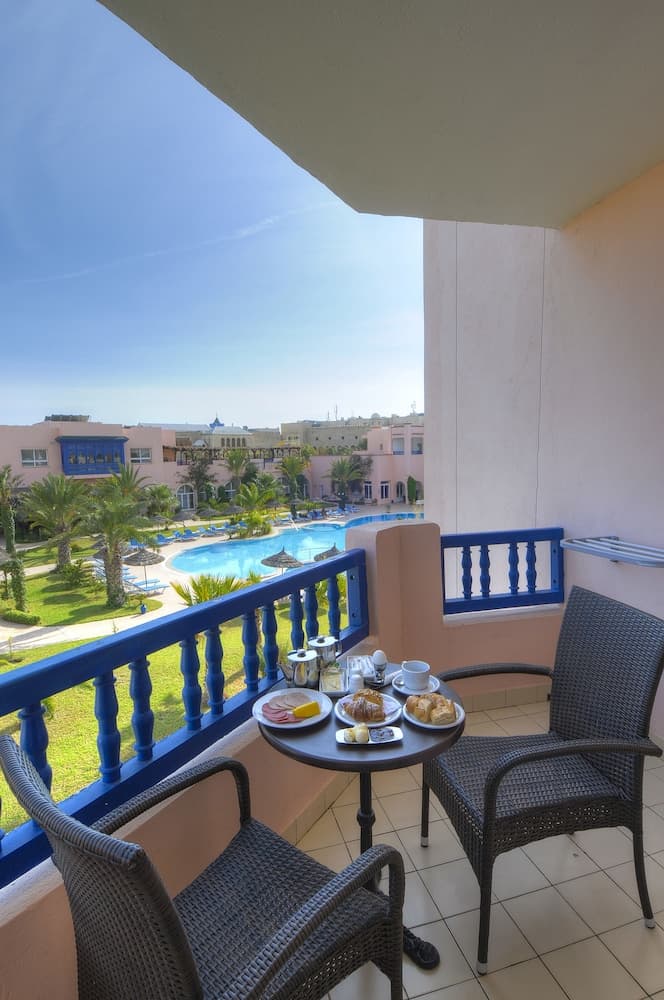 EDEN YASMINE Resort & Spa
