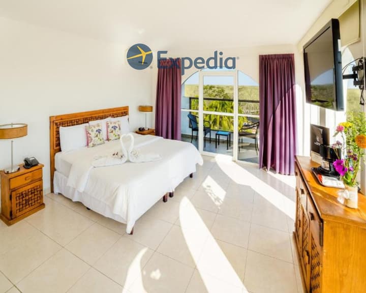 Uxmal Resort Maya