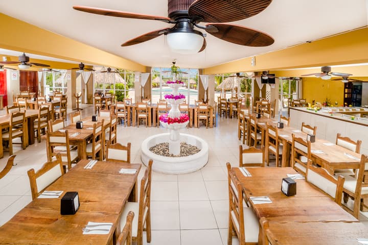 Uxmal Resort Maya