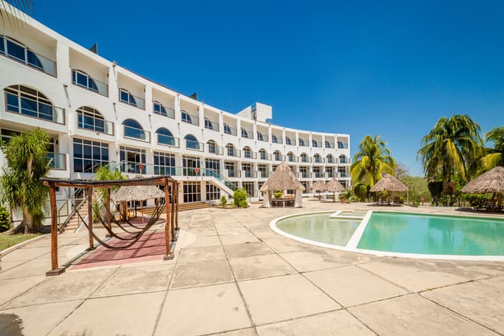 Uxmal Resort Maya