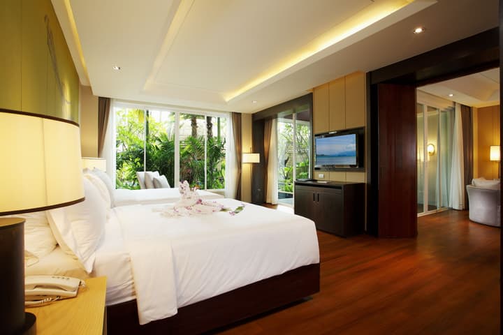 Graceland Khaolak Beach Resort