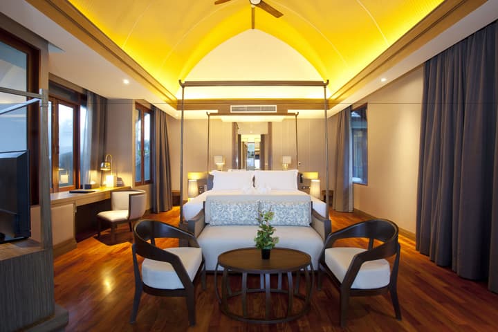 Graceland Khaolak Beach Resort